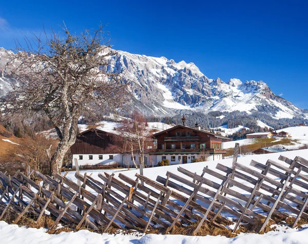 Invierno en los Alpes — Foto de Stock