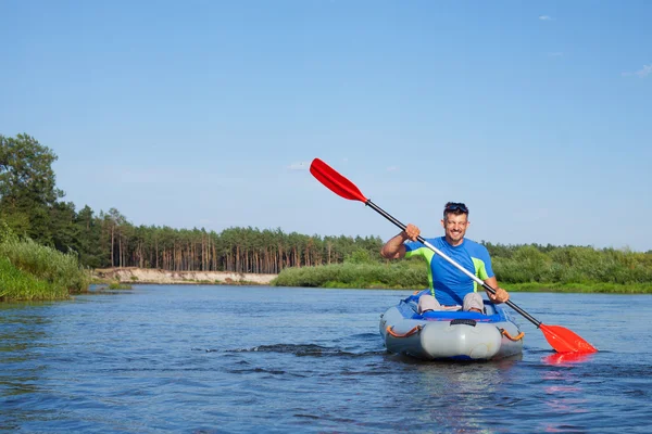 Man kayaking — Stock Photo, Image