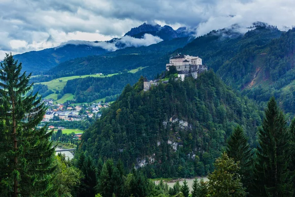 城 hohenwerfen — ストック写真