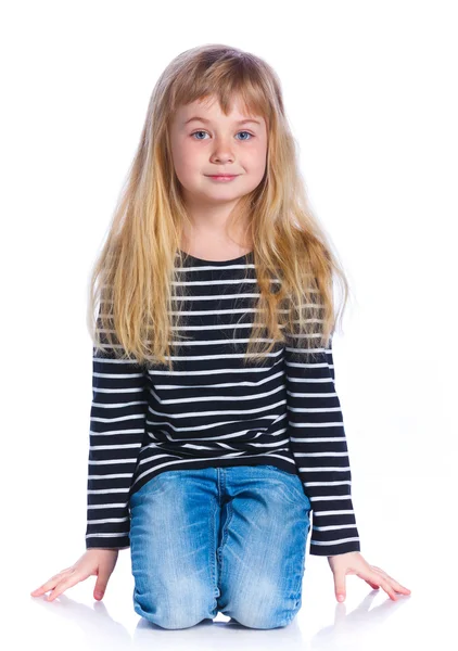 Meisje poseren in studio — Stockfoto