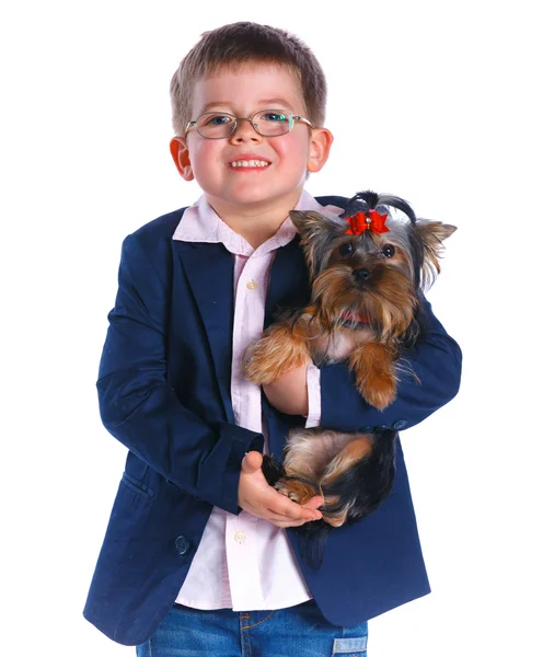 Rapaz com o seu terrier Yorkshire — Fotografia de Stock