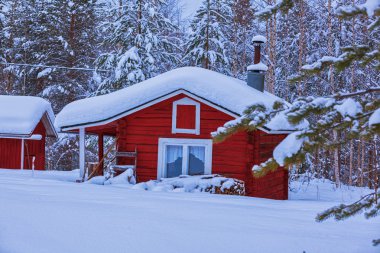 Kırmızı ev. Finlandiya