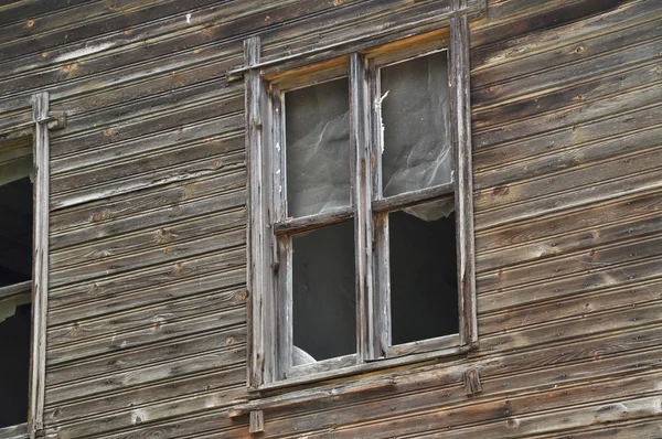 Gammalt trä fönster — Stockfoto