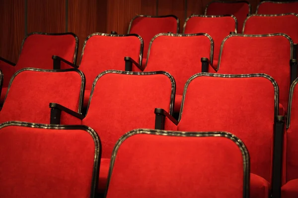 Moderna Sala Cinema Posti Comodi Vuoti Rossi Posti Cinema Sedia — Foto Stock