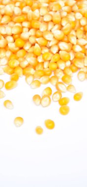 Sarı mısır mısır tanelerinin arka planı patlamış mısır yapmaya hazır.