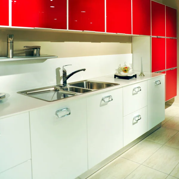 Interior Luxurious Modern Kitchen Equipment White Red Cabinets — Stock Photo, Image