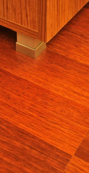 Armoire Noyer Détail Angle Sur Parquet Acajou Dans Une Maison — Photo