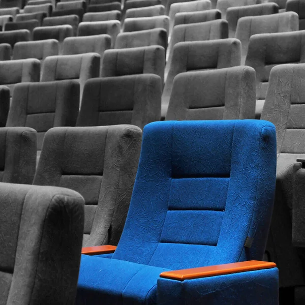 Sala Cine Moderna Vacía Azul Gris Cómodos Asientos Asientos Cine — Foto de Stock