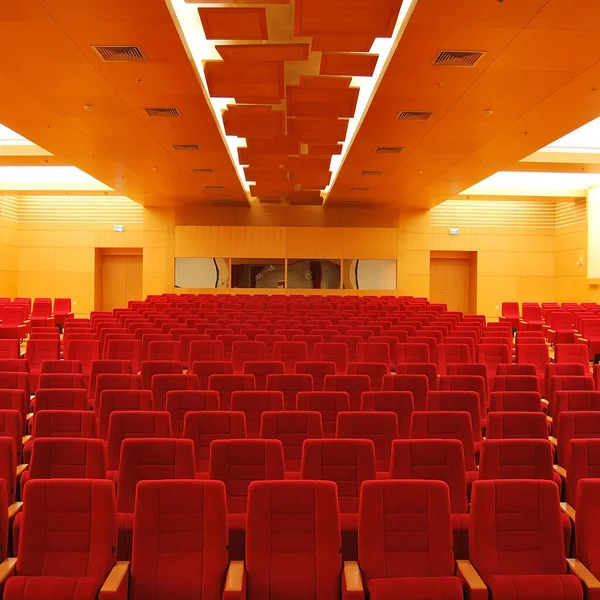 Moderna Sala Cinema Posti Comodi Vuoti Rossi Posti Cinema Sedia — Foto Stock