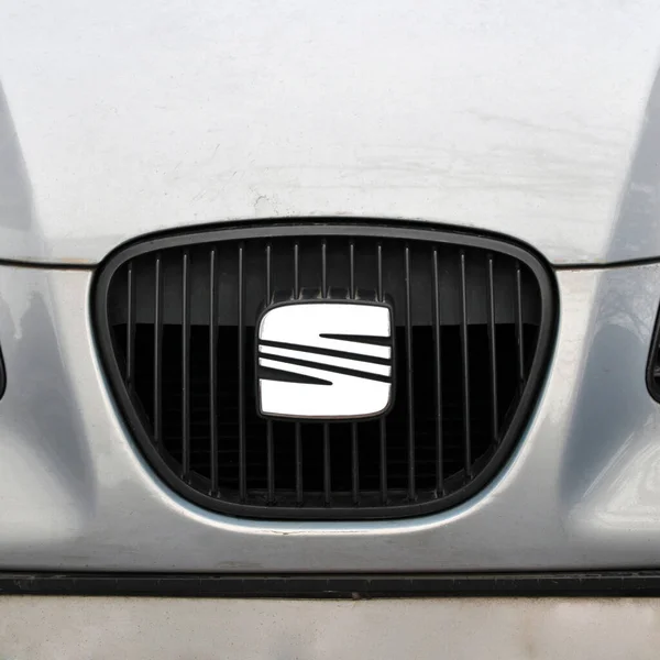 Seat Logo Metallo Cromato Auto Lusso Nella Città Istanbul Febbraio — Foto Stock