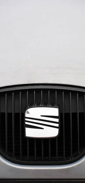 Seat Chrome Metal Logo Luxury Car Istanbul City Φεβρουάριος 2011 — Φωτογραφία Αρχείου