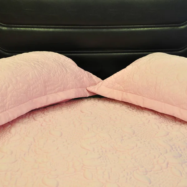 Cómodo Moderno Elegante Busca Almohadas Lujo Rosa Cama — Foto de Stock