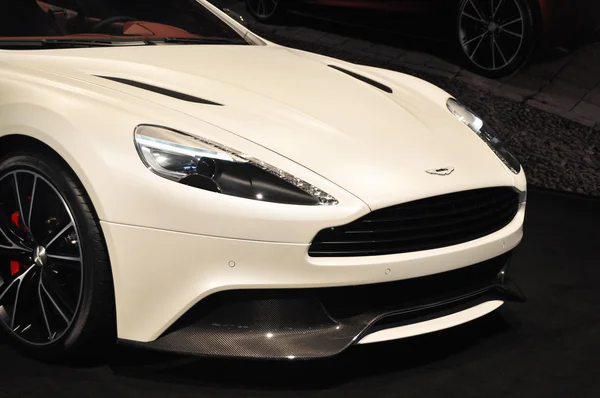 Aston Martin-Ansicht — Stockfoto