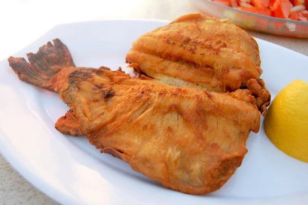 Fried trout — Stock Photo, Image