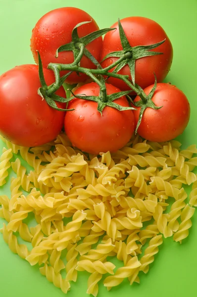 Macarrão e tomate — Fotografia de Stock