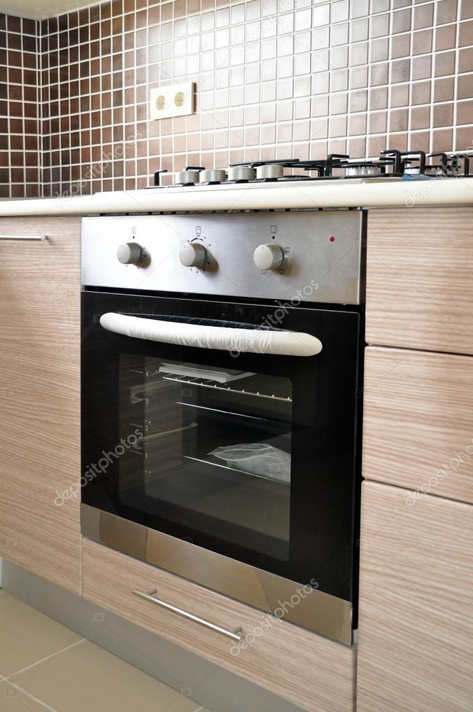 Modern oven