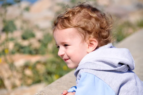 Lindo niño de 3 años — Foto de Stock