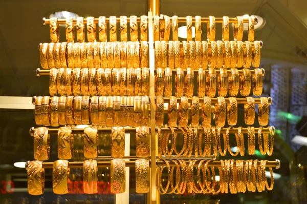 Gold jewelry in grand bazaar — Stock Photo, Image