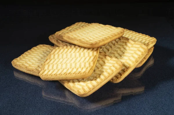 Der Süße Plätzchen Zum Tee Auf Dem Tisch Mit Der — Stockfoto