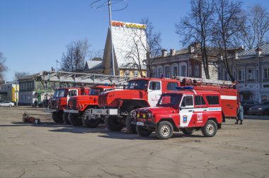 Yangın kamyon cost(stand) alanda City Vyazniki, Rusya Federasyonu
