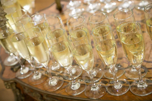 Бокалы шампанского — стоковое фото