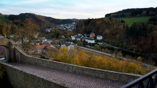 Dorf im Erzgebirge, Deutschland — Stockfoto