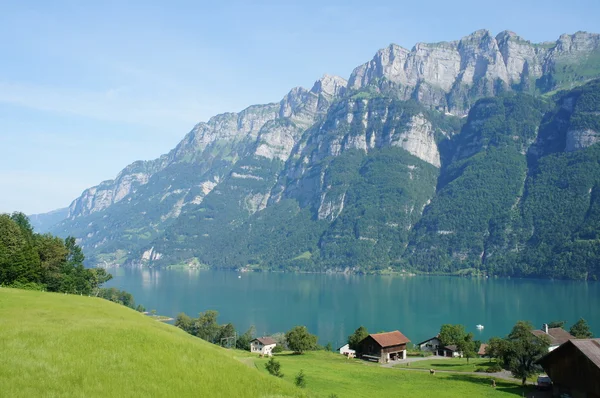 Озеро Walensee в Швейцарії — стокове фото