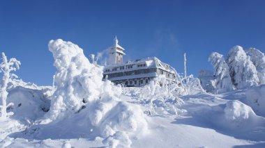 Kışın Fichtelberghaus
