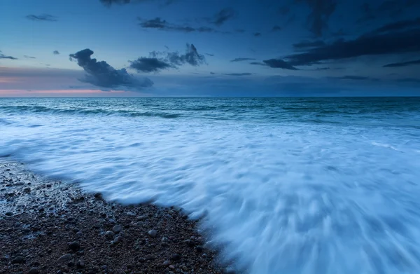 Atlantic ocean waves in dusk — Stock Photo, Image