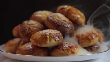 Lezzetli Kurabiyeler Dönüyor