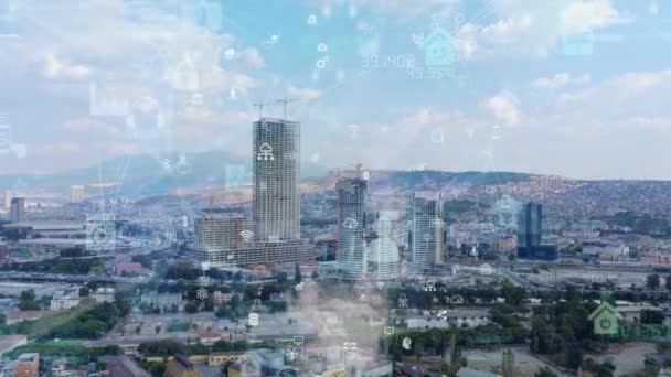 Moderna vista aerea della città e concetto di rete di comunicazione. Una città intelligente. 5G. IoT. — Video Stock