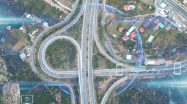 Dijital Üstüste konan Sensörler, Otonom Yönlendirme ve Parıldayan Otoyol İletişimi