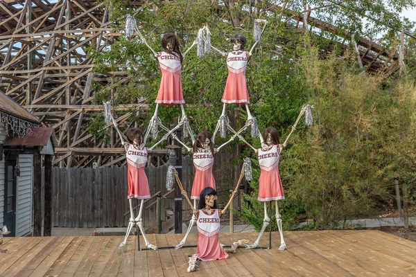 Funny group of six cheerleader skeletons one on top of the other — Stock Image Funny Group Six Cheerleader Skeletons One Top Other Stock Image