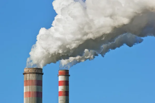 Dym stos elektrowni na węgiel — Zdjęcie stockowe