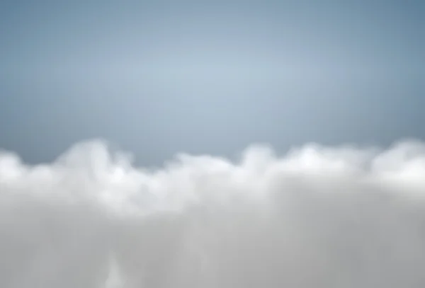 Vue de l'avion sur ciel bleu recouvert de nuages duveteux — Photo