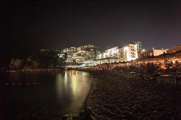 Paesaggio notturno della città di Budva, Montenegro — Foto Stock