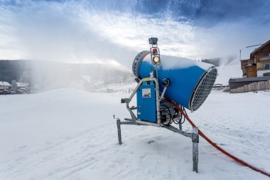 Hata kar silah soğuk gün yapay kar yapma