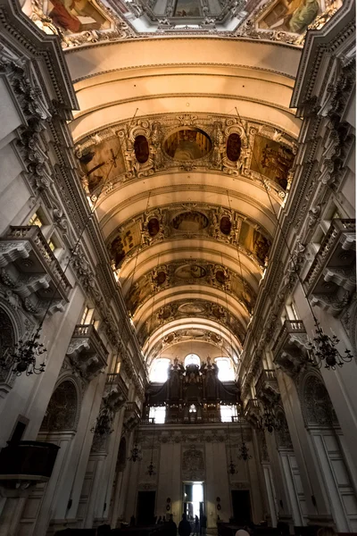 Archway at ancient cathedral at Salzburg — Stock Photo, Image