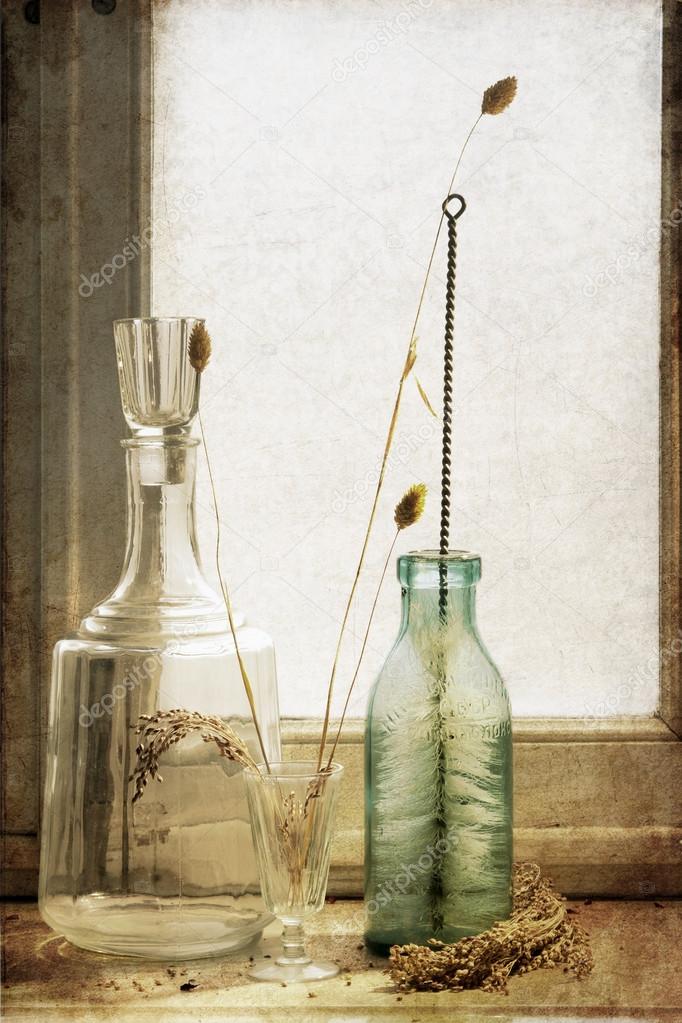 the carafe and glass bottle