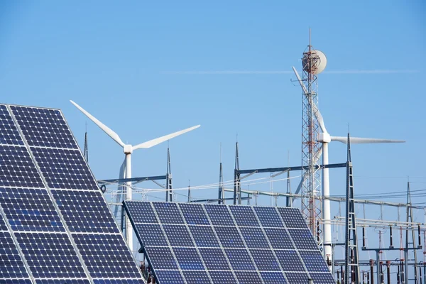 Produção de energia renovável — Fotografia de Stock