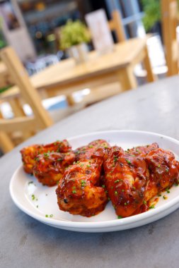 Tavuk kanatları göster