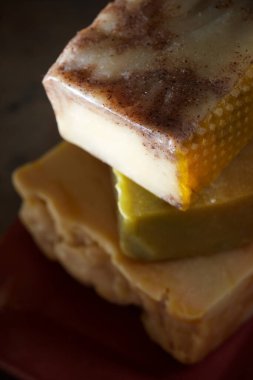 Masadaki esnaf sabunları..