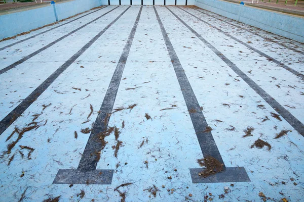 View Empty Dirty Swimming Pool — Stock Photo, Image