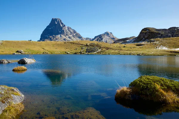 Midi Dossau Peak Lago Casterau Ayous Lakes Ossau Valley Parque — Fotografia de Stock