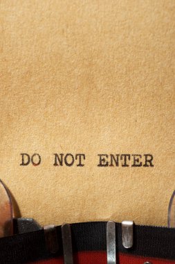 Daktilo ile yazılmış cümleyi girmeyin.