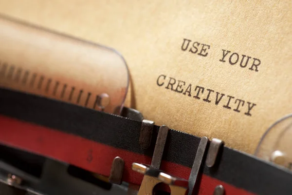 Utilice Frase Creatividad Escrita Con Una Máquina Escribir —  Fotos de Stock