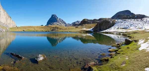 Pic Midi Dossau Lac Casterau Lacs Ayous Dans Vallée Ossau — Photo