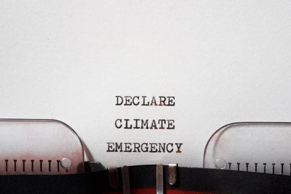 Объявить Климатическую Аварийную Фразу Написанную Пишущей Машинкой — стоковое фото