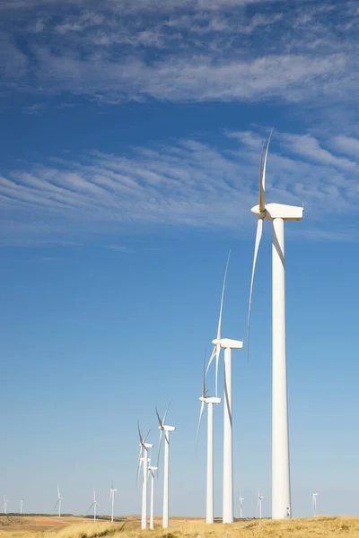 Větrné Turbíny Pro Výrobu Elektrické Energie Provincie Teruel Aragon Španělsku — Stock fotografie