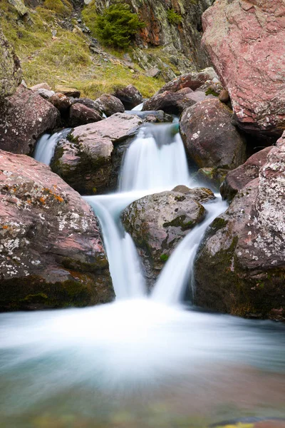 Řeka Canfranc Valley Pyreneje Španělsku — Stock fotografie